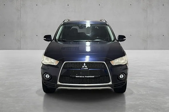 Mitsubishi Outlander 2011 photo 2