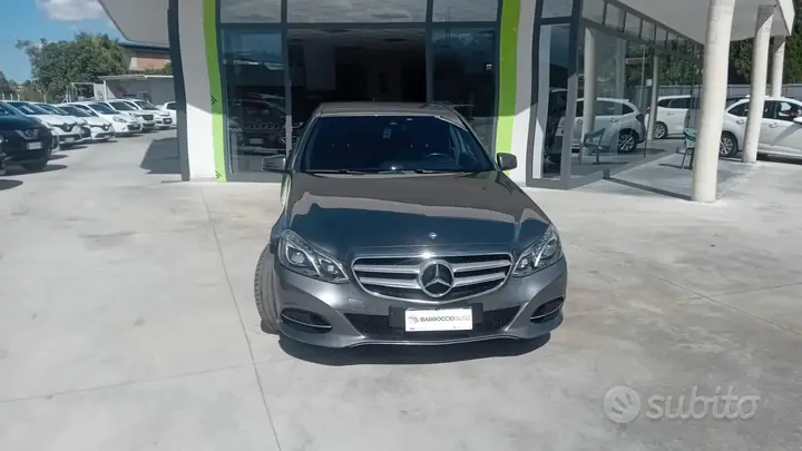 Mercedes-Benz E-Class 2017 photo 3