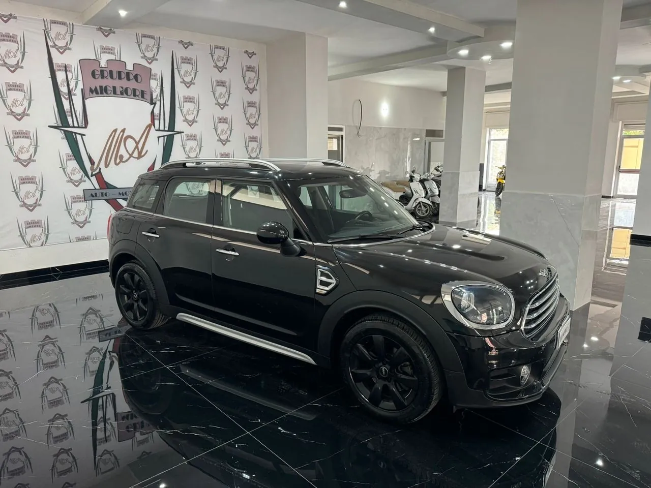 Mini Cooper Countryman 2018 photo 2
