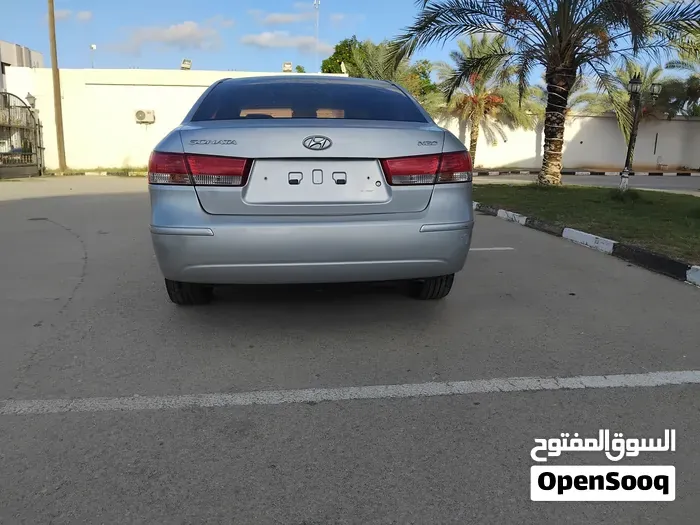 Hyundai Sonata 2009 photo 4