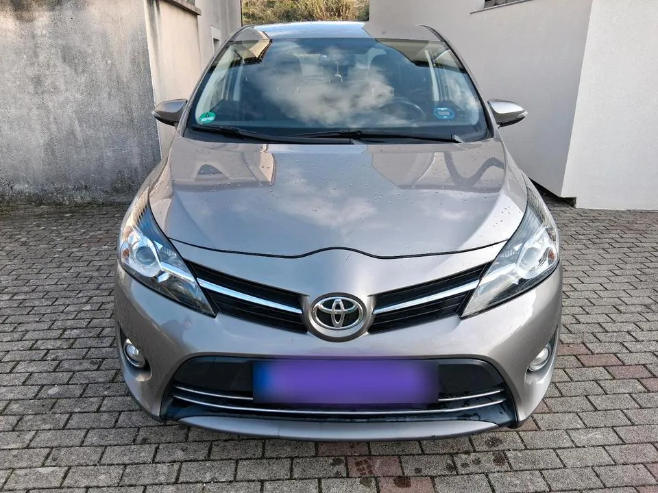 Toyota Verso