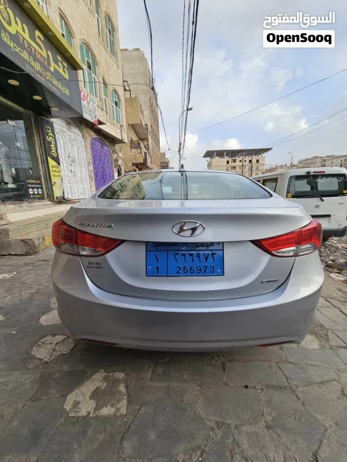Hyundai Elantra 2012 photo 4