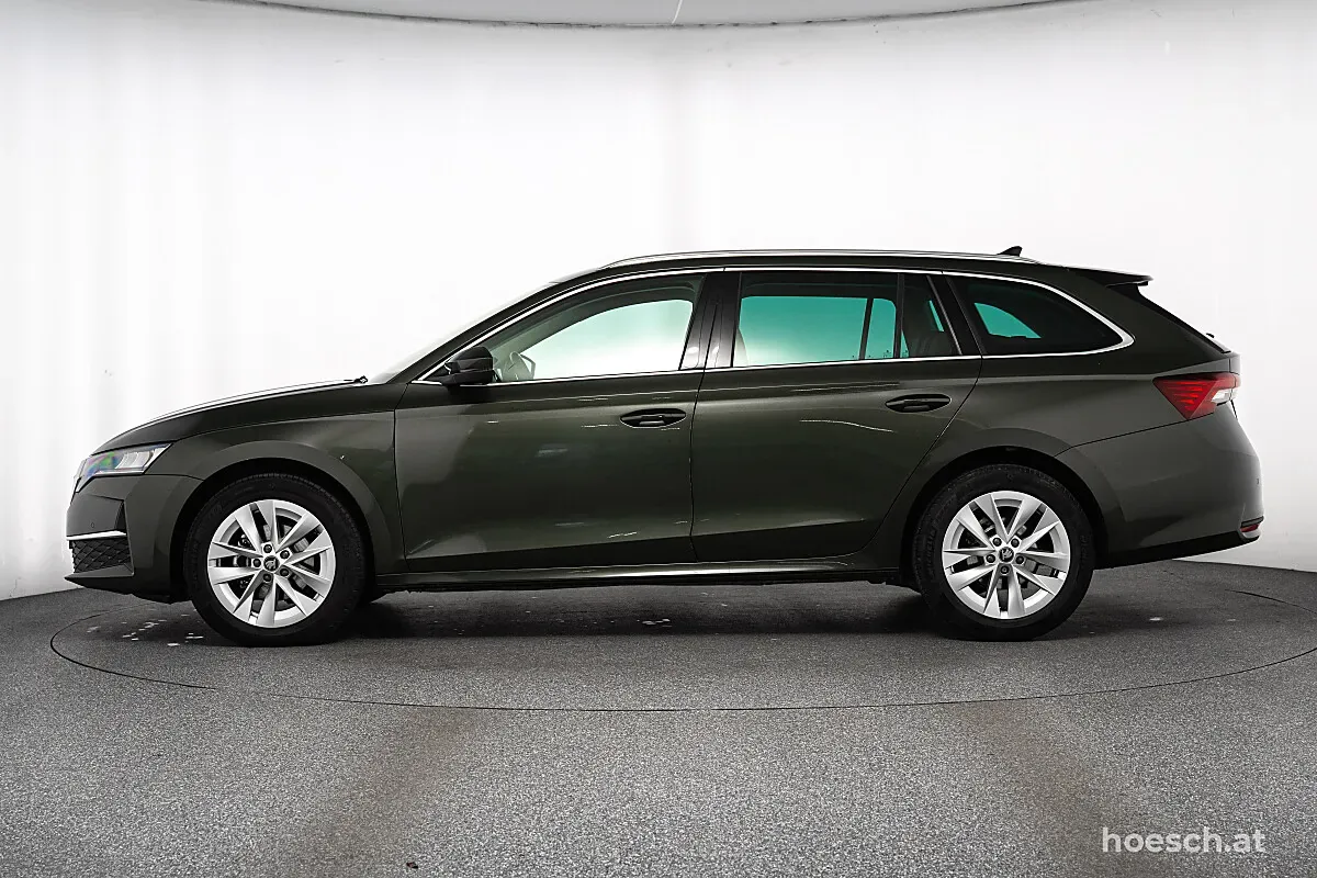 Skoda Octavia 2025 photo 3