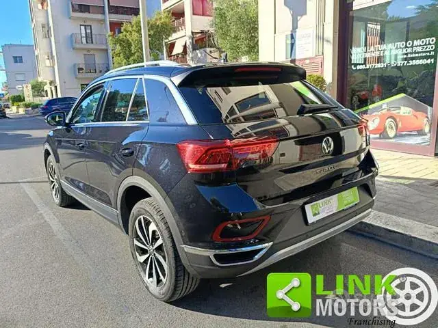 Volkswagen T-Roc 2024 photo 4