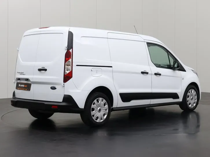 Ford Transit Connect 2024 photo 2