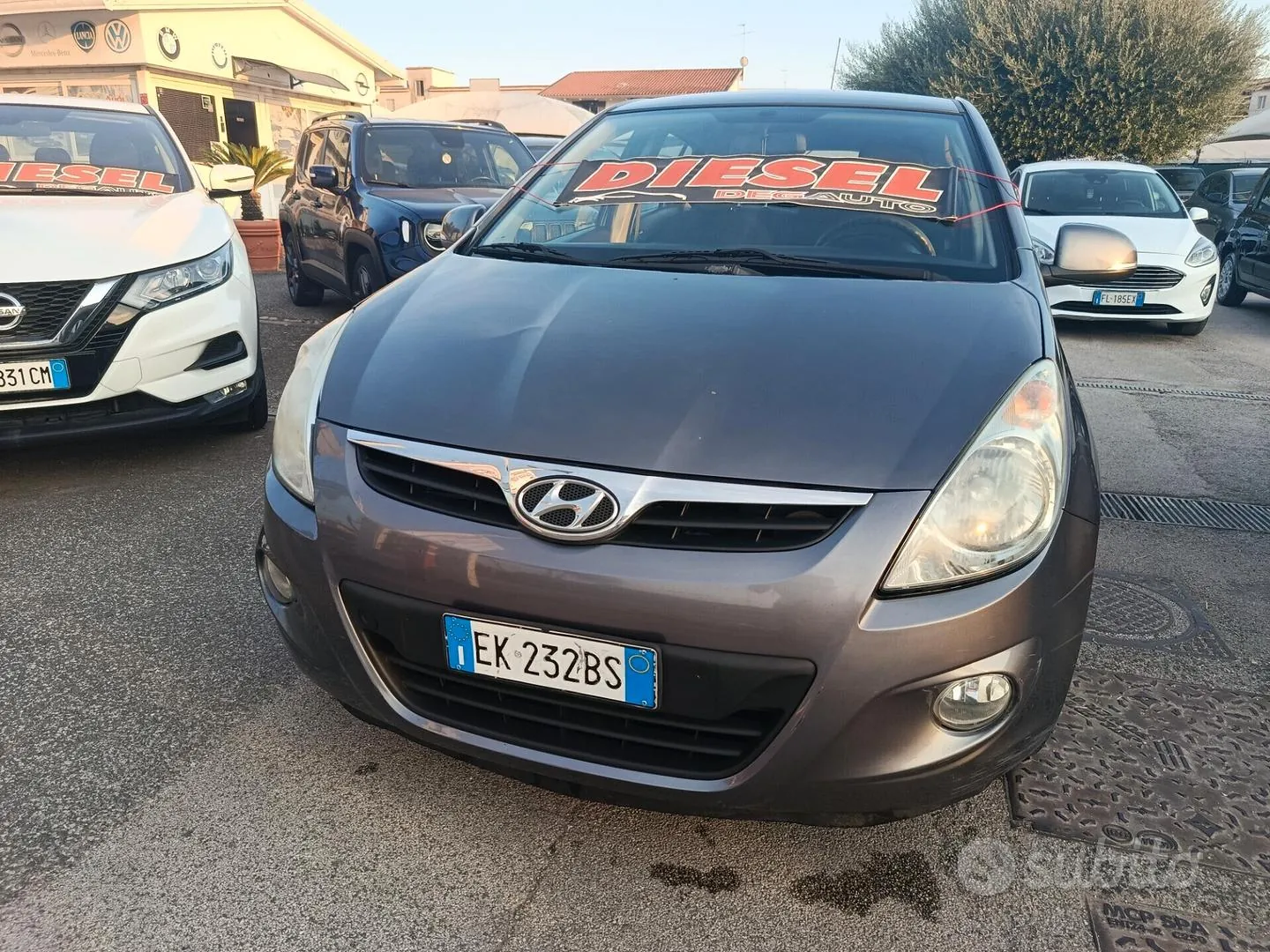 Hyundai I20 2012 photo 2