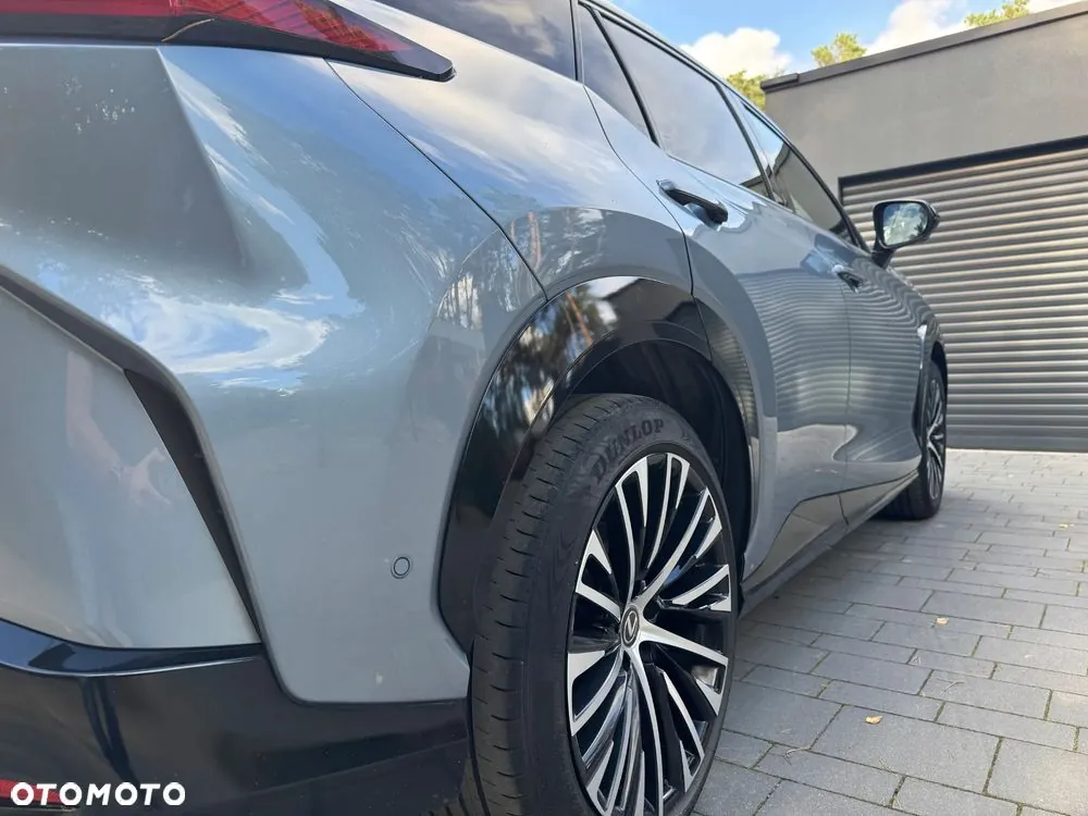 Lexus Rz 450E 2023 photo 4