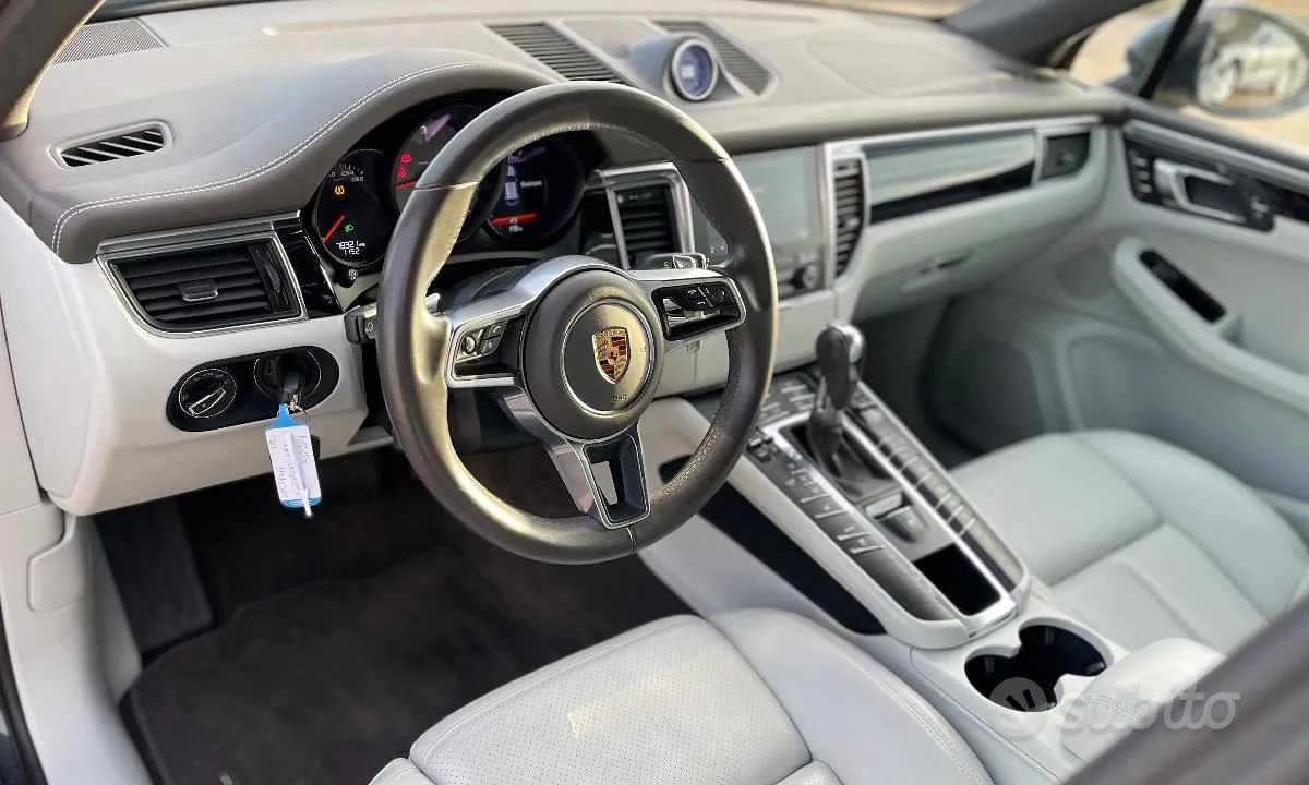 Porsche Macan 2016 photo 5