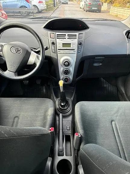 Toyota Yaris 2006 photo 3