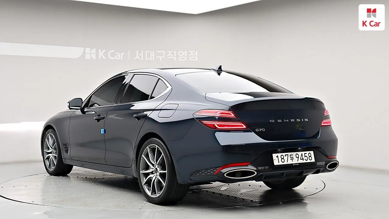 Genesis G70 2024 photo 2
