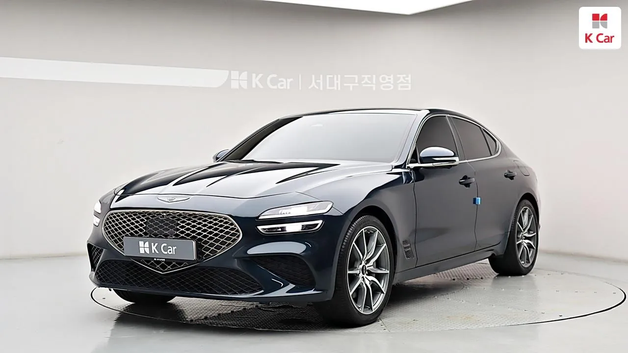 Genesis G70