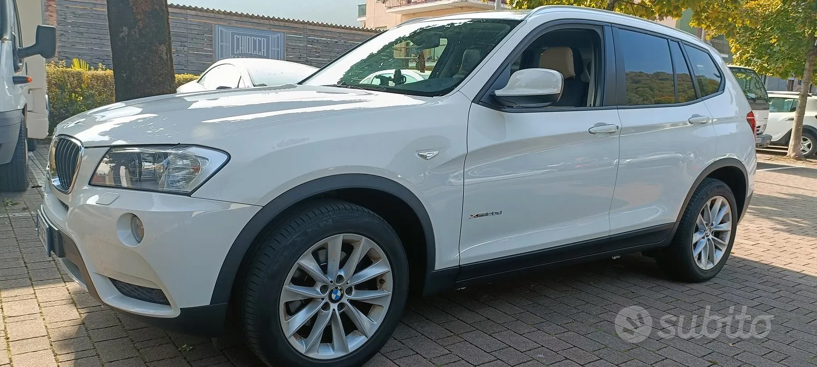 BMW X3 2012 photo 2