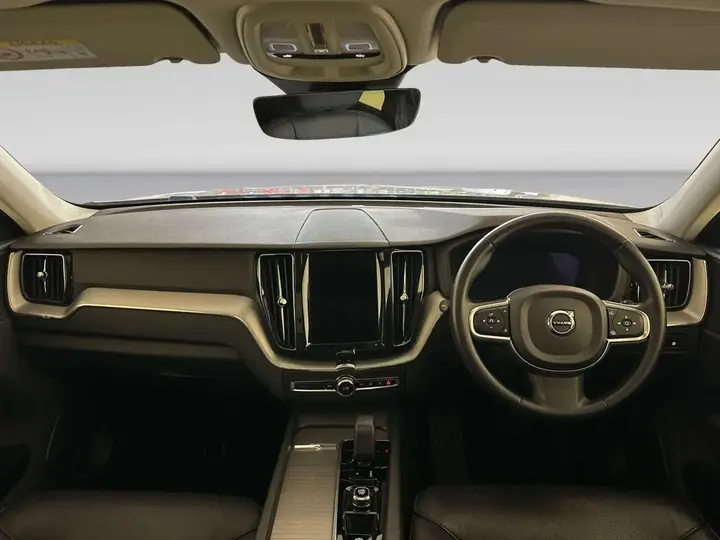 Volvo Xc60 2022 photo 3