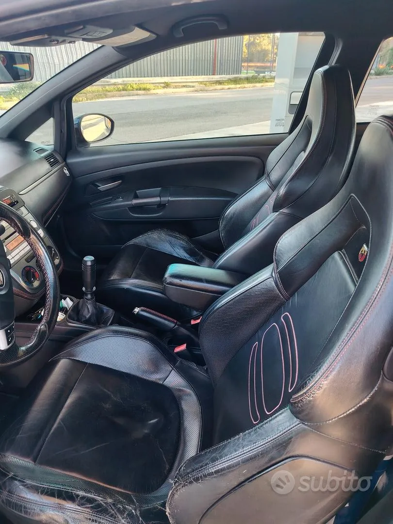 Abarth Grande Punto 2008 photo 2