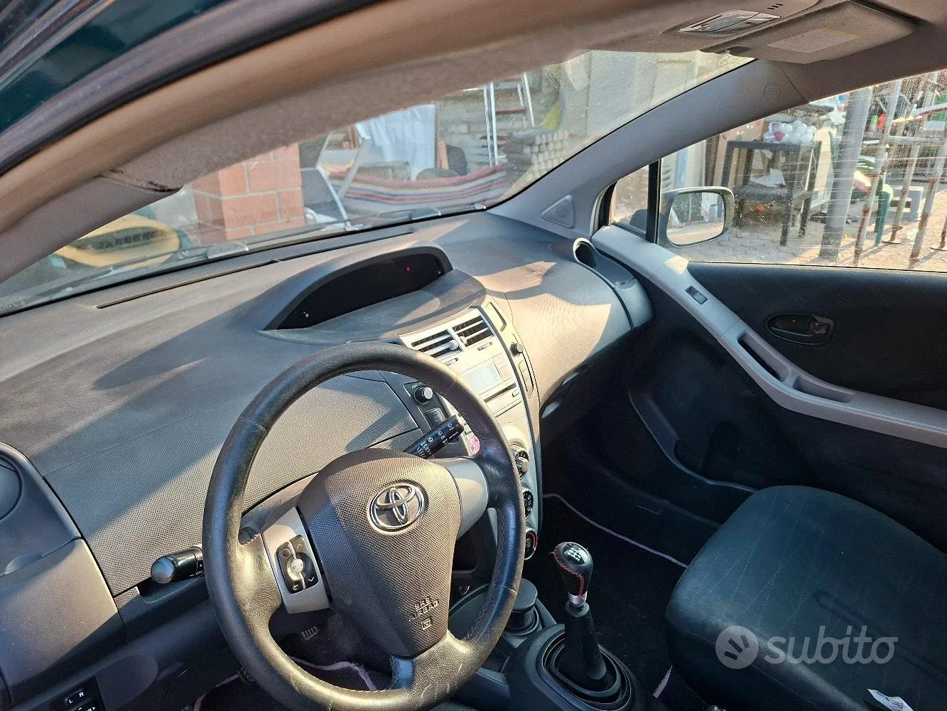 Toyota Yaris 2006 photo 4