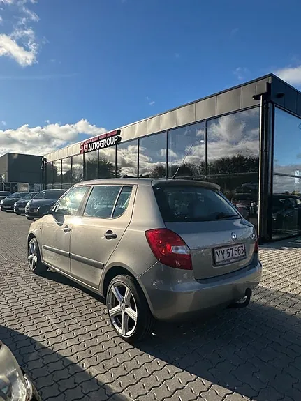 Skoda Fabia 2007 photo 5