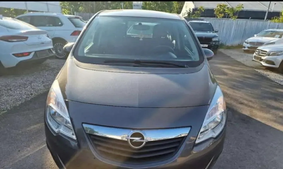Opel Meriva 2011 photo 2