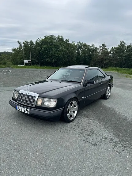 Mercedes-Benz E230