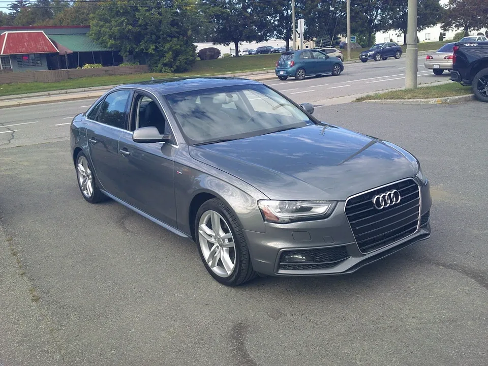 Audi A4 2015 photo 4