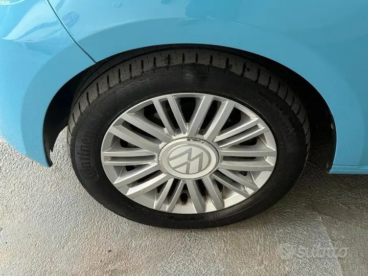 Volkswagen Up 2022 photo 4
