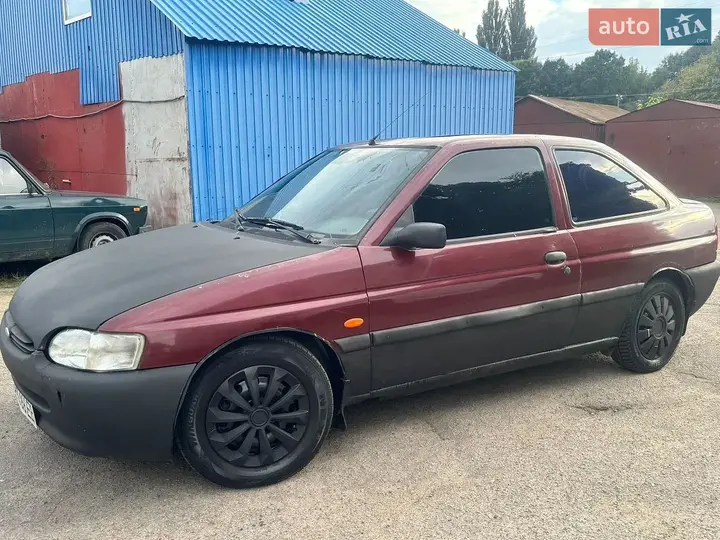 Ford Escort 1995 photo 2