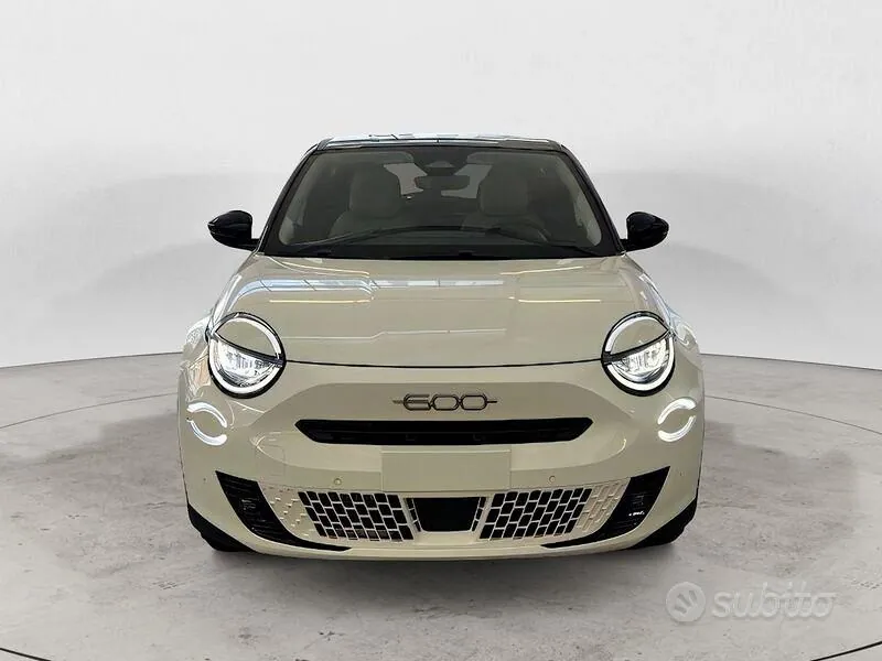Fiat 600 2026 photo 2