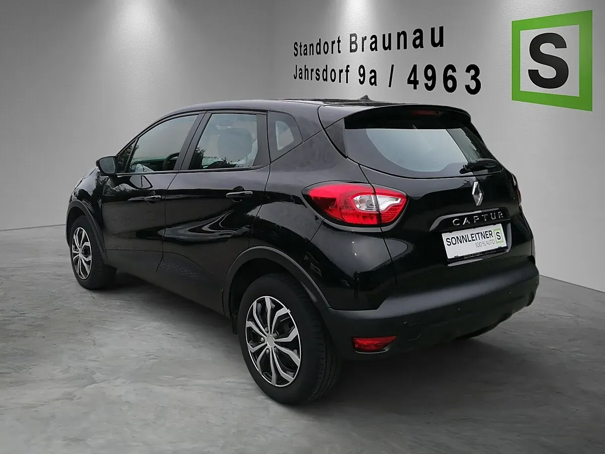 Renault Captur 2017 photo 2