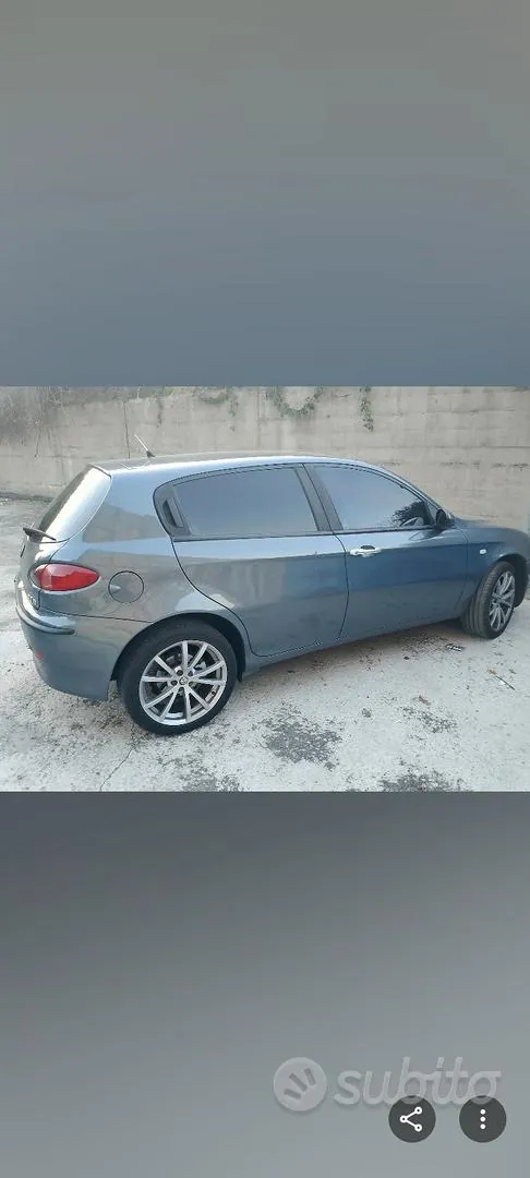 Alfa Romeo 147 2003 photo 3