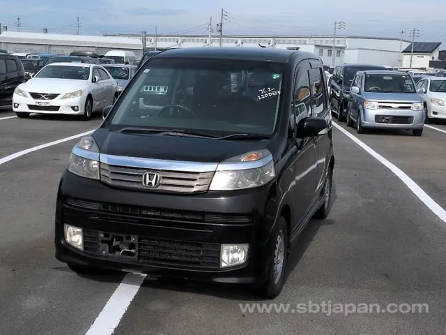 Honda Life Diva Turbo 2011 photo 2
