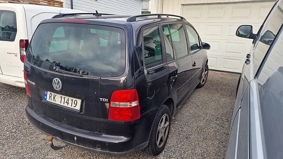 Volkswagen Touran 2006 photo 4