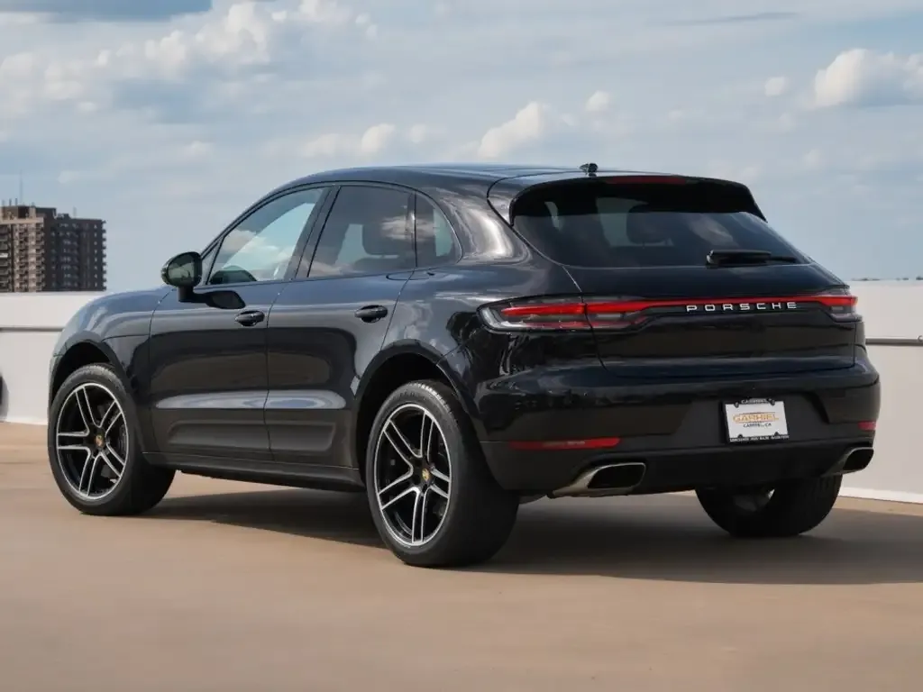 Porsche Macan 2021 photo 2