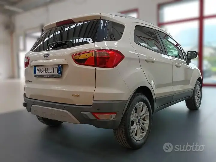 Ford Ecosport 2015 photo 4