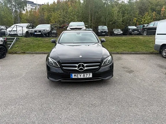 Mercedes-Benz E220 D