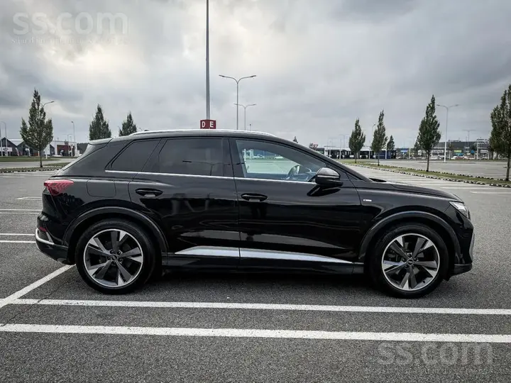 Audi Q4 E-Tron 2022 photo 2