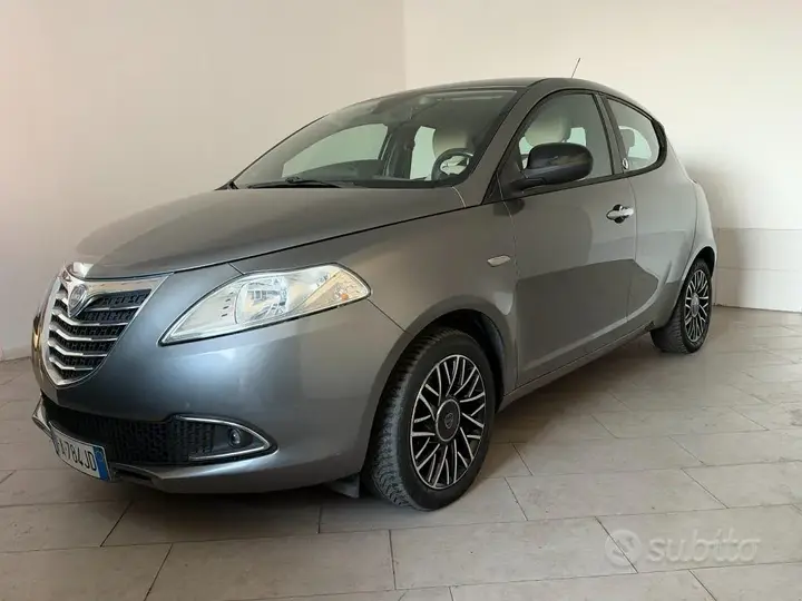 Lancia Ypsilon 2015 photo 3