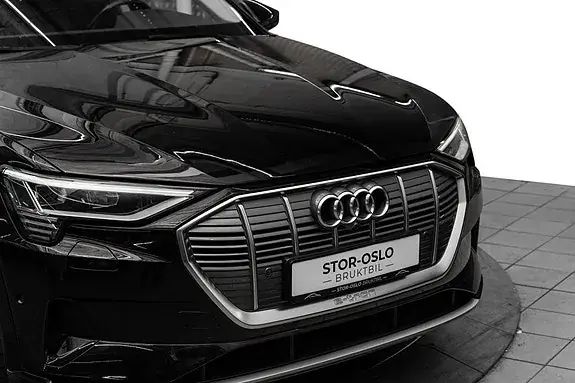 Audi E-Tron 2021 photo 2