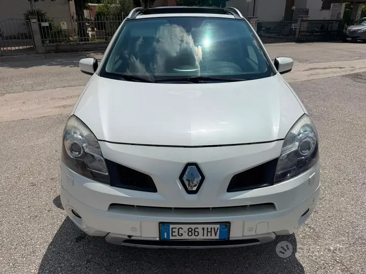 Renault Koleos 2011 photo 2