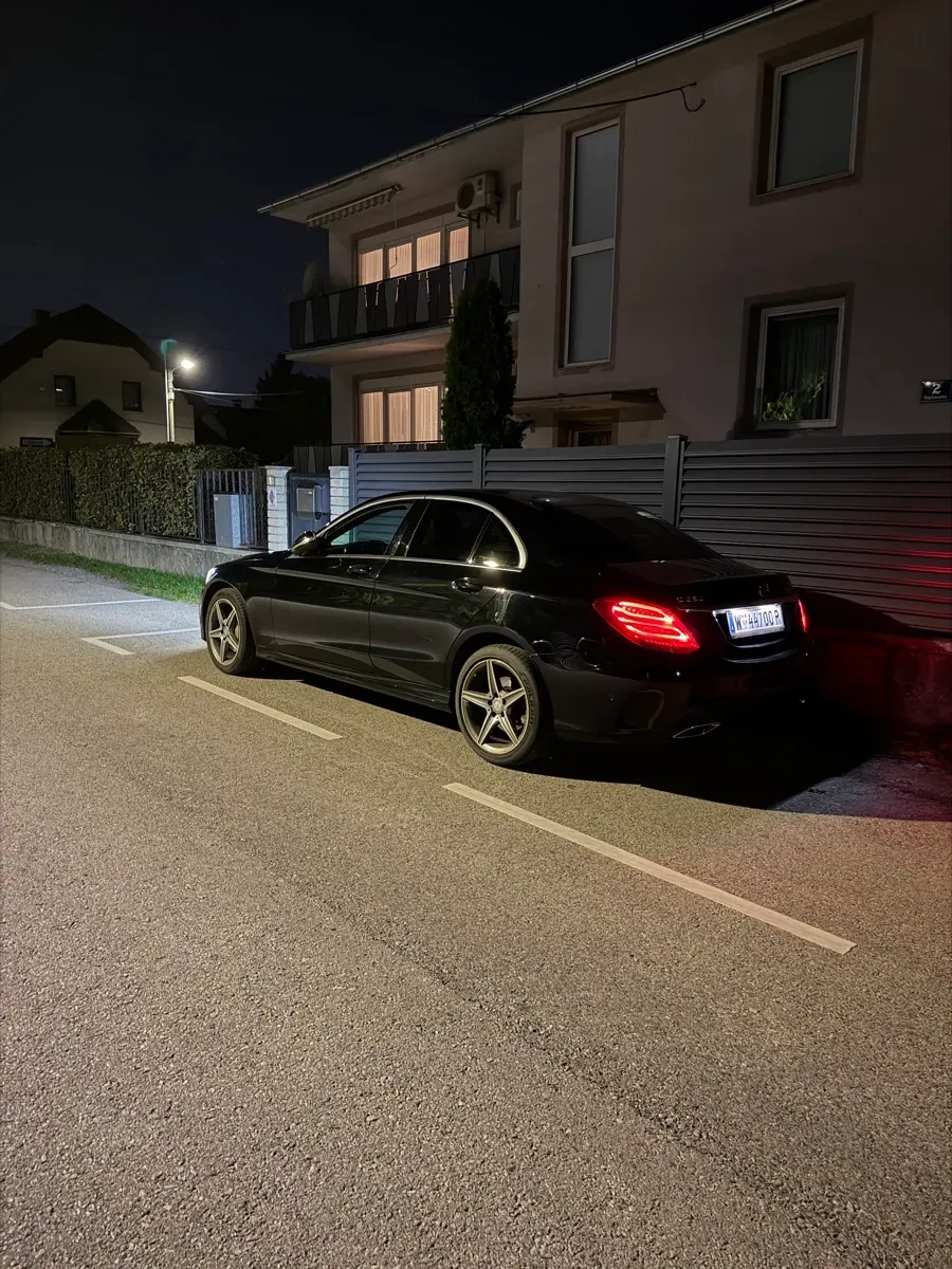 Mercedes-Benz C-Class 2014 photo 3
