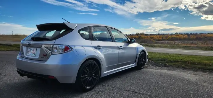 Subaru Wrx Sti 2012 photo 2