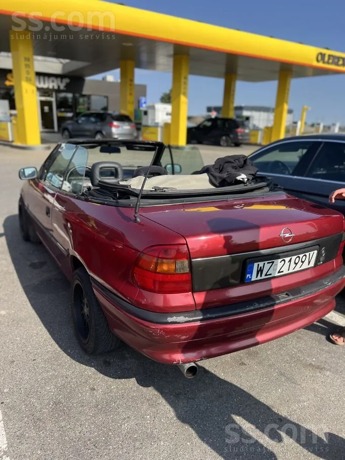 Opel Astra 1996 photo 3