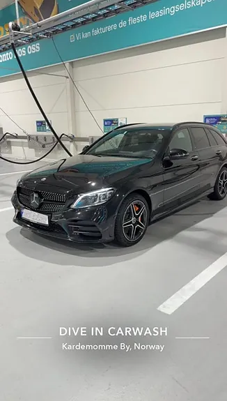 Mercedes-Benz C300 E
