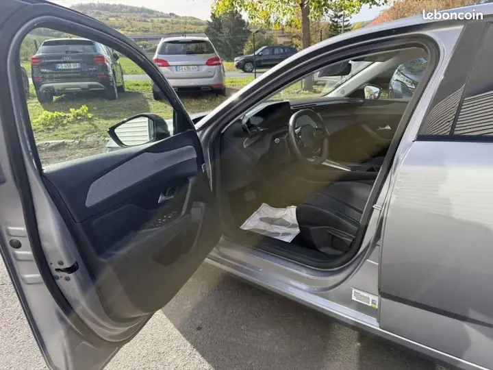 Peugeot 308 2025 photo 5