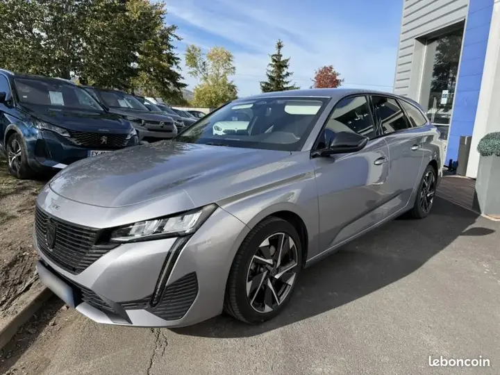 Peugeot 308 2025 photo 2