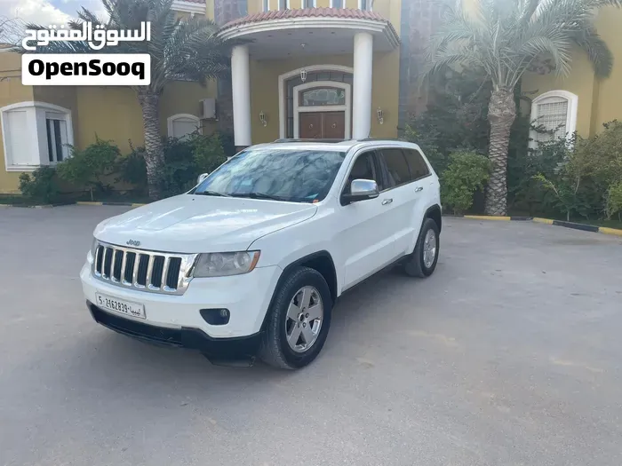 Jeep Grand Cherokee 2012 photo 2