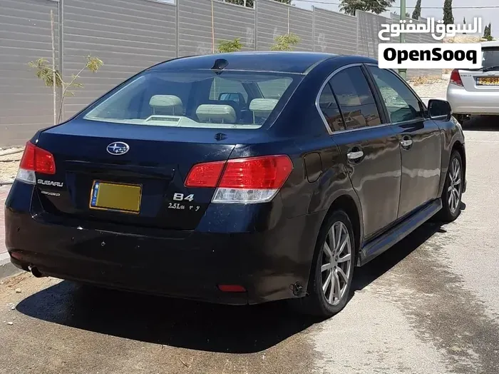 Subaru Legacy 2011 photo 2