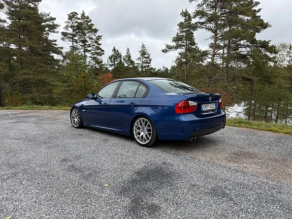 BMW 325I 2006 photo 4