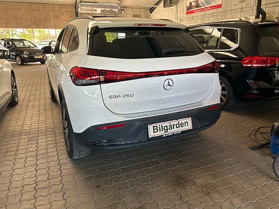 Mercedes-Benz Eqa250 2023 photo 4