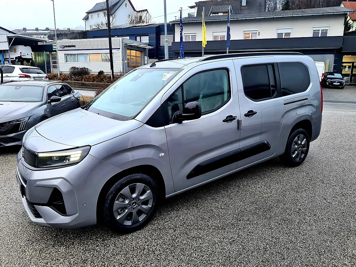 Opel Combo 2025 photo 2