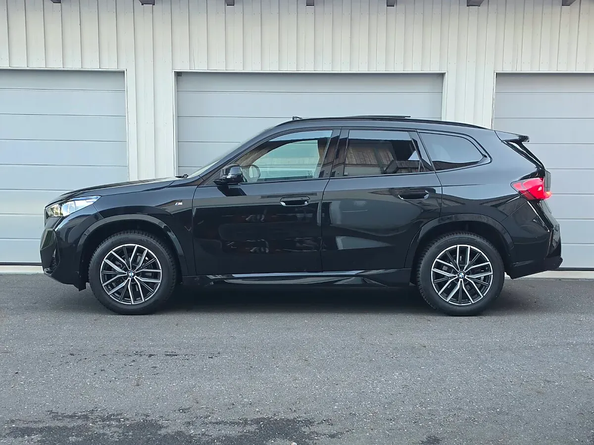 BMW X1 2024 photo 2