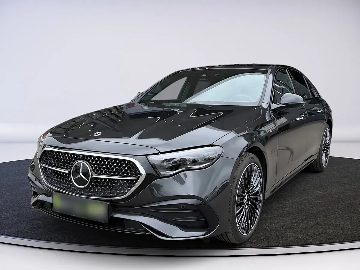 Mercedes-Benz E-Class 2025 photo 3